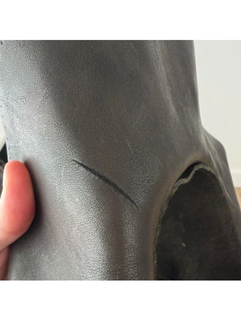 Unreal Vintage Genuine Leather Floppy Hat Stitching Detail - Picture 8 of 8